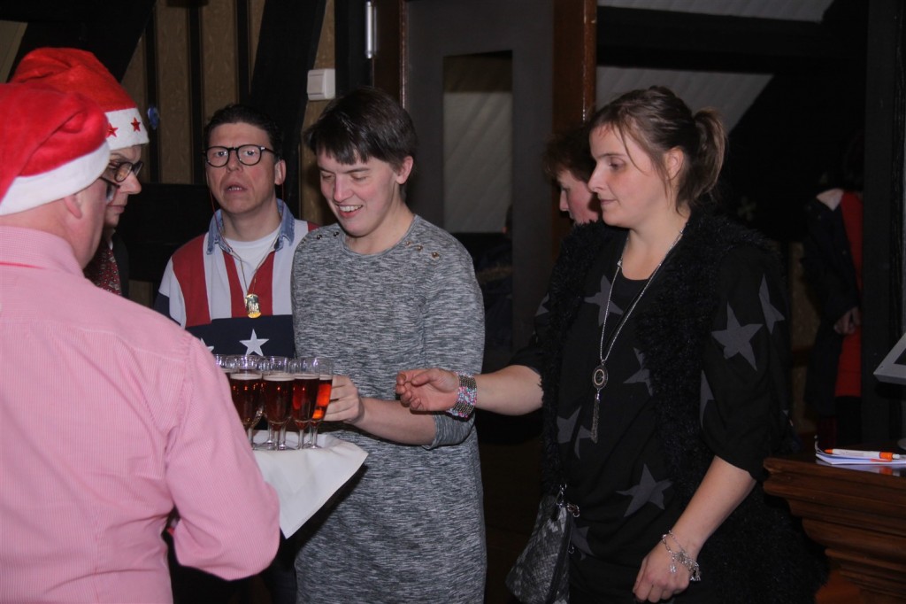 2017-12-20 23.32.46-4