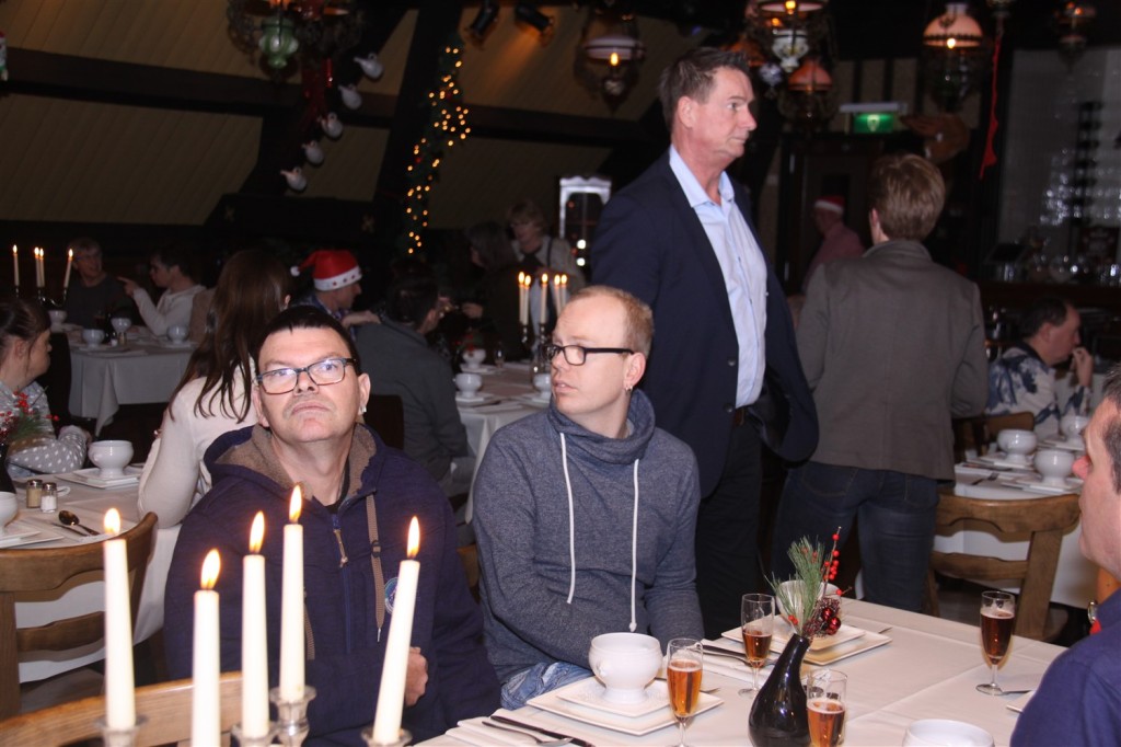 2017-12-20 23.32.54-4