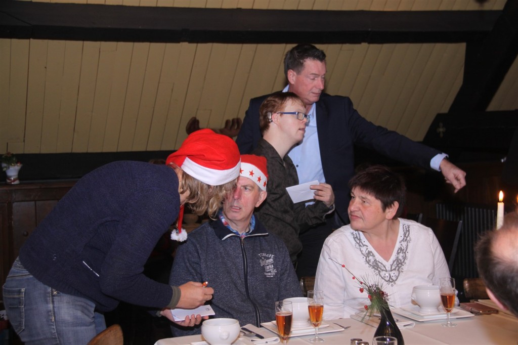 2017-12-20 23.32.56-3