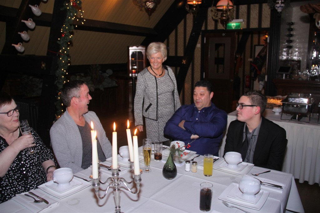 2017-12-20 23.33.04-3