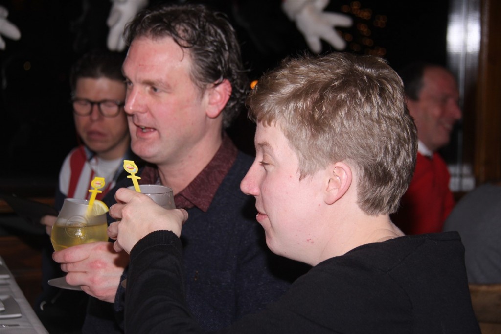 2017-12-20 23.33.04-4