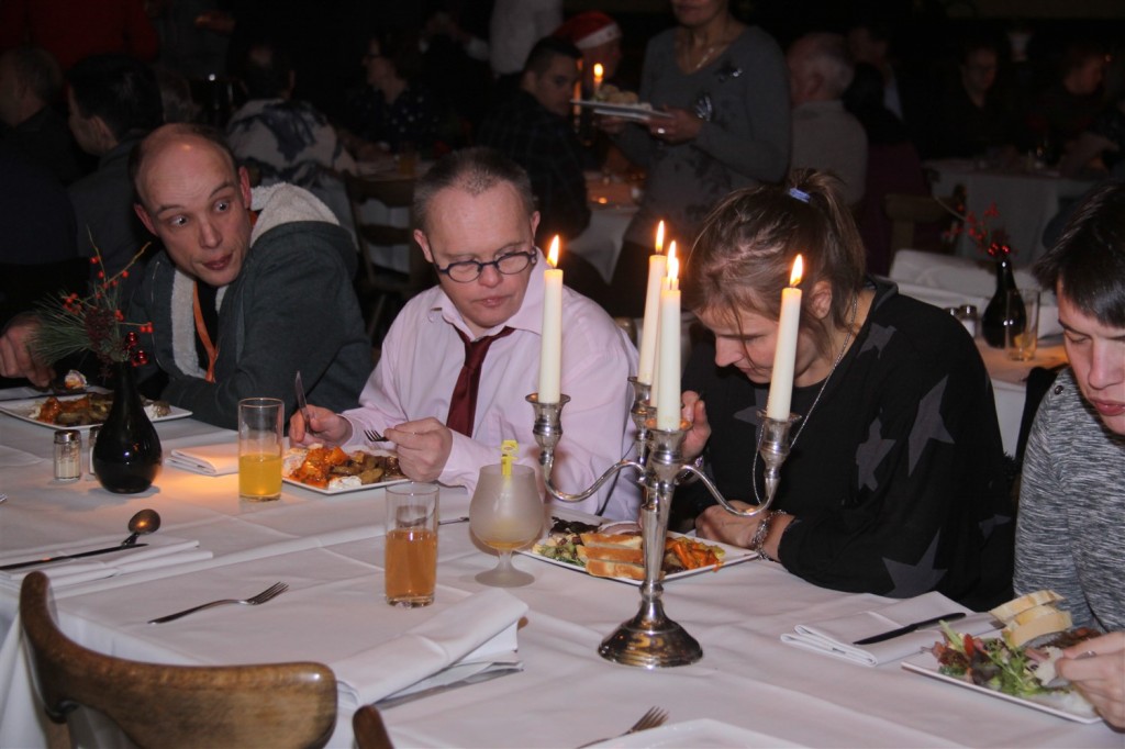 2017-12-20 23.33.16-2