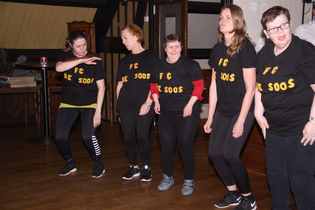 2017-12-20 23.33.30-3