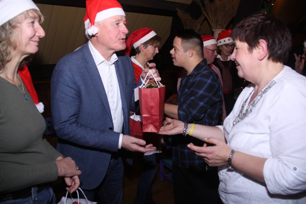 2017-12-20 23.33.38-1