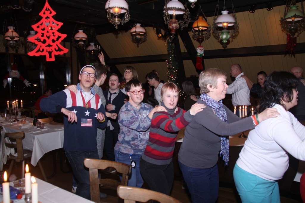 2017-12-20 23.33.46-2