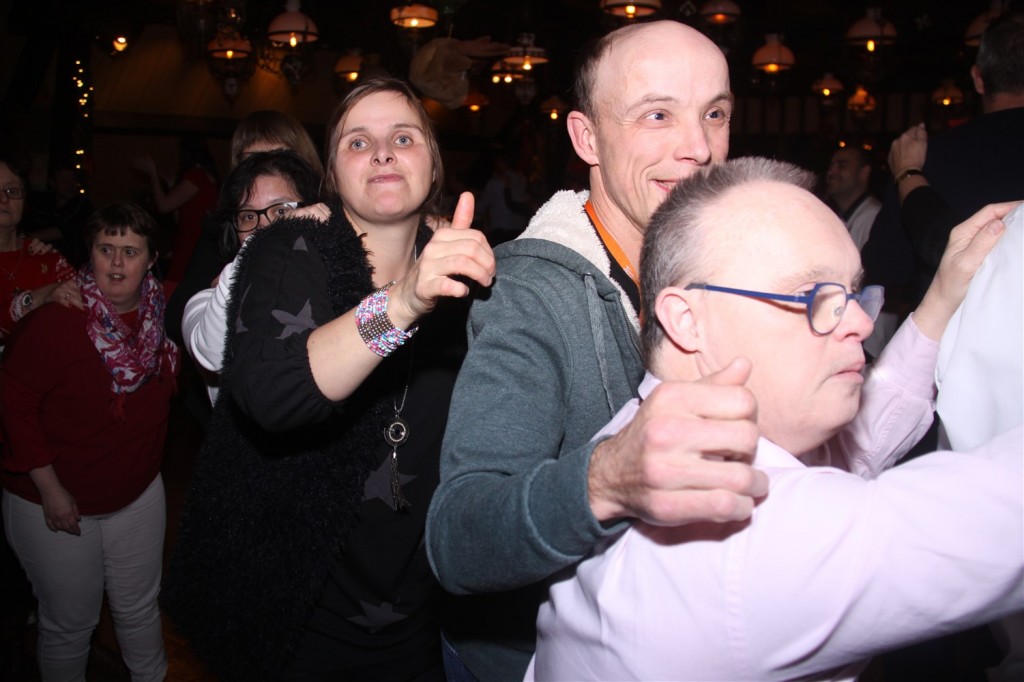 2017-12-20 23.33.52-1