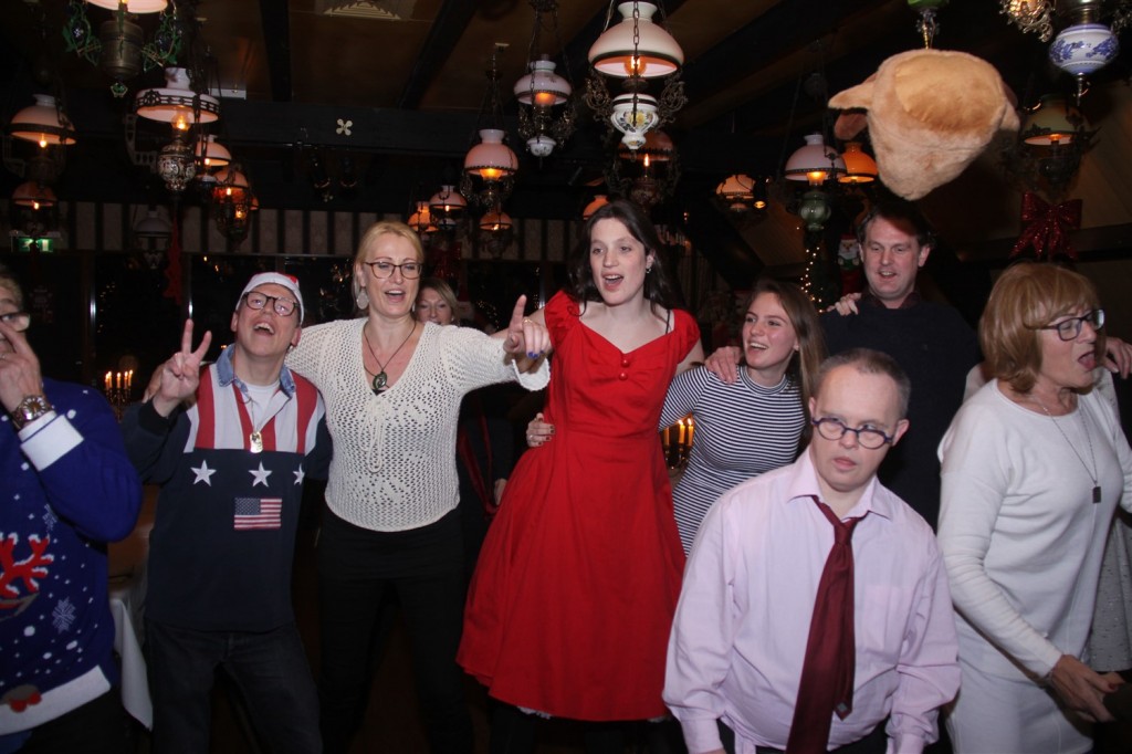 2017-12-20 23.33.54-4