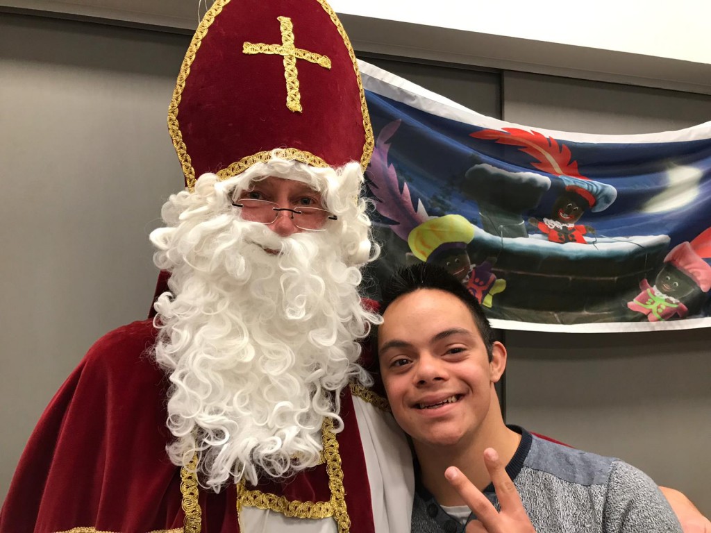 PHOTO-2018-12-04-23-17-22