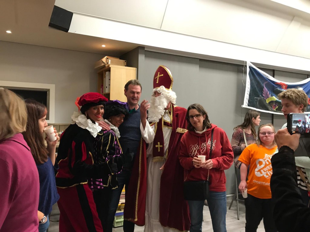 PHOTO-2018-12-04-23-17-23